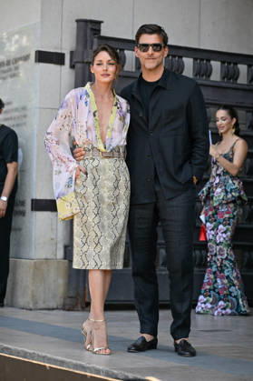 PFW Haute Couture Elie Saab Outside Arrivals JR Olivia Palermo, Johannes Huebl arriving at the Elie Saab show during Haute Couture Fashion Week in Paris, France, on 8 July 2026. Photo by Julien Reynaud APS-Medias ABACAPRESS.COM Paris France  Copyright: xReynaudxJulien APS-Medias ABACAx