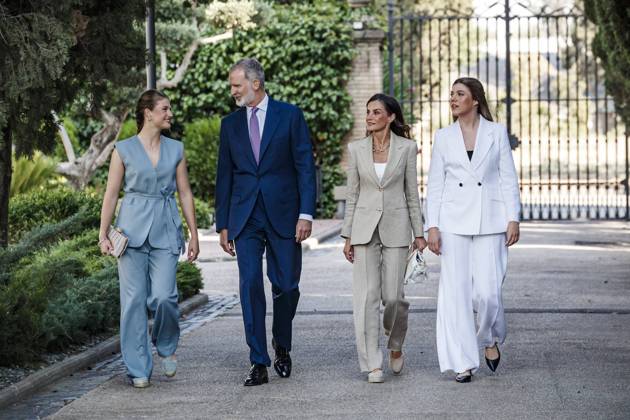 Infanta Sofia, along with King Felipe and Queen Letizia and Princess Leonor, presided over the Leading Teachers event of the Ibercaja Foundation, where Infanta Sofia gave her first solo speech, in Zaragoza on Wednesday, July 8, 2026. La Infanta Sofia junto a los reyes Felipe y Letizia y la princesa Leonor presiden el evento Docentes Referentes de la Fundación Ibercaja, donde la infanta Sofia realiza su primer discurso en solitario, en Zaragoza el miércoles 8 de julio de 2026. 900 LOF Cordon Press Cordon Press 