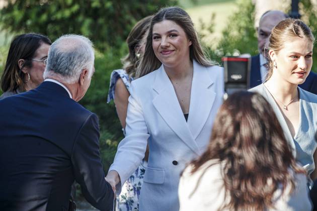 Infanta Sofia, along with King Felipe and Queen Letizia and Princess Leonor, presided over the Leading Teachers event of the Ibercaja Foundation, where Infanta Sofia gave her first solo speech, in Zaragoza on Wednesday, July 8, 2026. La Infanta Sofia junto a los reyes Felipe y Letizia y la princesa Leonor presiden el evento Docentes Referentes de la Fundación Ibercaja, donde la infanta Sofia realiza su primer discurso en solitario, en Zaragoza el miércoles 8 de julio de 2026. 900 LOF Cordon Press Cordon Press