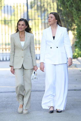 08-07-2026 Zaragoza Princess Sofia with Queen Letizia during attending the Docentes Referentes event by Ibercaja Foundation in Zaragoza. No Spain  Copyright: xPPEx