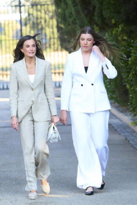 08-07-2026 Zaragoza Princess Sofia with Queen Letizia during attending the Docentes Referentes event by Ibercaja Foundation in Zaragoza. No Spain  Copyright: xPPEx