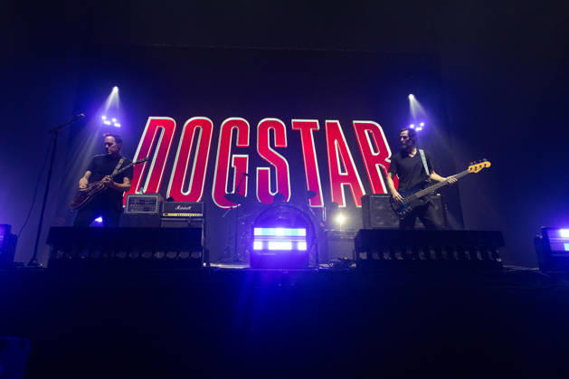Dogstar Performs at Mad Cool 2026 The rock band Dogstar during their performance at Mad Cool 2026, at the Iberdrola Music venue, on July 8, 2026, in Madrid, Spain. Mad Cool celebrates its tenth anniversary and once again brings together some of the leading national and international artists on the music scene for several days. The festival features several outdoor stages, with a continuous lineup of concerts and audiovisual performances. JULY 8, 2026 Madrid, Spain Copyright: xRicardoxRubiox 7654674