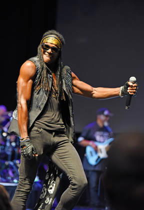July 8, 2026, Atlanta, Georgia, USA: Fab Morvan of Milli Vanilli, Wine Down Wednesday at Mable House Barnes Amphitheatre, Mableton, GA 7-8-26 Atlanta USA  - ZUMAs380 20260708_zep_s380_010 Copyright: xDerekxStormx