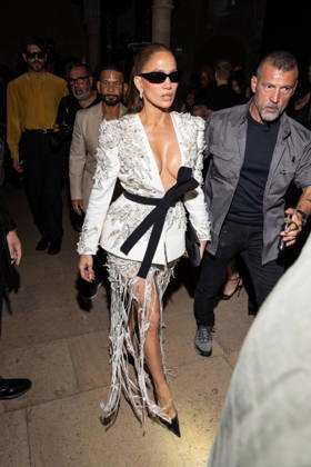 Jennifer Lopez at the Zuhair Murad Fall Winter 2026–2027 Haute Couture Collection fashion show during Paris Fashion Week (PFW) on July 8, 2026. Photo by Jérémy Melloul, Bestimage. Jennifer Lopez at the Zuhair Murad Fall Winter 2026–2027 Haute Couture Collection fashion show during Paris Fashion Week (PFW) on July 8, 2026, in Paris, France Copyright: xJeremyxMelloulx xBestimagexJeremyxMelloulx xBestimagex