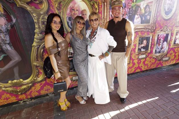 CNTV OLIVIA- Dianne Rossi, Angel, Bert Wollersheim, Alain Wollersheim zu Gast auf der Olivia Jones Sommerparty Grosse Freiheit in St.Pauli Hamburg am 08.07.2026 Hamburg Deutschland