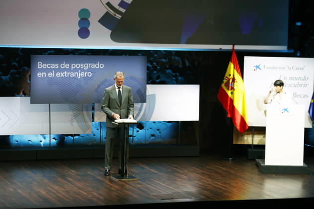 King Felipe Presides Over the Award Ceremony for the 44th Edition of the La Caixa Foundation s Postgraduate Scholarships Abroad King Felipe VI during the award ceremony for the 44th edition of the La Caixa Foundation s postgraduate scholarships abroad, July 9, 2026, in Madrid, Spain CELEBRITIES LA CAIXA FOUNDATION SCHOLARSHIPS Antonio Gutié Madrid Madrid, Spain Copyright: xAntonioxGutià rrezx 7655500