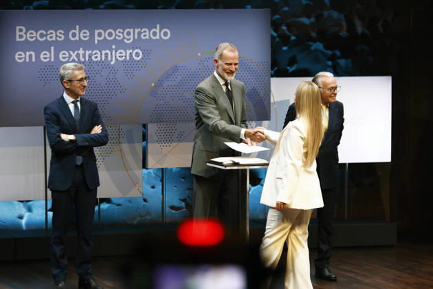 King Felipe presides over the award ceremony for the 44th edition of the La Caixa Foundation’s postgraduate scholarships abroad. King Felipe VI and Isidro Fainé during the award ceremony for the 44th edition of the La Caixa Foundation’s postgraduate scholarships abroad, July 9, 2026, in Madrid, Spain CELEBRITIES LA CAIXA FOUNDATION SCHOLARSHIPS Antonio Gutié Madrid Madrid, Spain Copyright: xAntonioxGutià rrezx 7655511
