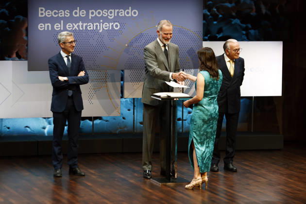 King Felipe presides over the award ceremony for the 44th edition of the La Caixa Foundation’s postgraduate scholarships abroad. King Felipe VI and Isidro Fainé during the award ceremony for the 44th edition of the La Caixa Foundation’s postgraduate scholarships abroad, July 9, 2026, in Madrid, Spain CELEBRITIES LA CAIXA FOUNDATION SCHOLARSHIPS Antonio Gutié Madrid Madrid, Spain Copyright: xAntonioxGutià rrezx 7655512