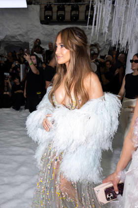 Jennifer Lopez attends the Celia Kritharioti Fall Winter 2026–2027 Haute Couture show during Paris Fashion Week (PFW), July 9, 2026. Jérémy Melloul, Bestimage. Jennifer Lopez attends the Celia Kritharioti Fall Winter 2026–2027 Haute Couture show during Paris Fashion Week (PFW) on July 9, 2026, in Paris, France. Copyright: xJeremyxMelloulx xBestimagexJeremyxMelloulx xBestimagex