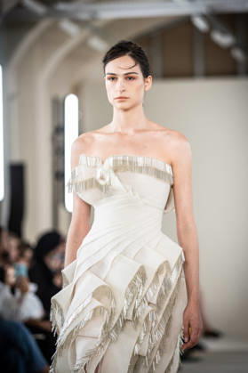 PFW HC Rami Al Ali Catwalk NB A model walks the runway during the Rami Al Ali Haute Couture Fall Winter 2026 2027 show as part of Paris Fashion Week on July 09, 2026 in Paris, France. Photo by Nasser Berzane ABACAPRESS.COM Paris France Copyright: xBerzanexNasser ABACAx