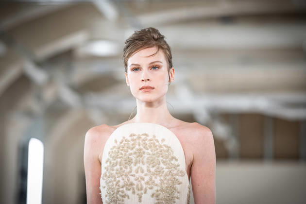 PFW HC Rami Al Ali Catwalk NB A model walks the runway during the Rami Al Ali Haute Couture Fall Winter 2026 2027 show as part of Paris Fashion Week on July 09, 2026 in Paris, France. Photo by Nasser Berzane ABACAPRESS.COM Paris France Copyright: xBerzanexNasser ABACAx