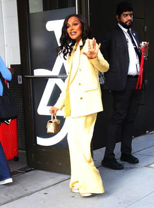 New York July 09, 2026. Mindy Kaling Deal & Steals on Good Morning America in New York. July 09, 2026. Copyright: xRW Mediapunchx