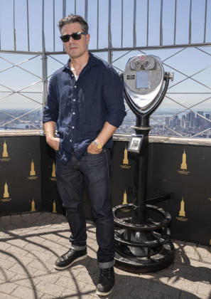 July 8, 2026, New York, New York, USA: HAMISH ALLAN HEADLEY visits the Empire State Building in New York to celebrate the Premiere of The Westies on MGM. 8 July 2026 New York USA - ZUMAa265 20260708_zep_a265_095 Copyright: xEricxAcquayex