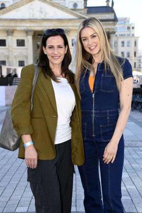 Ulrike Frank und Nina Ensmann bei der Eröffnung vom Classic Open Air 2026 mit dem Konzerthausorchester unter der Leitung von Joana Mallwitz und mit Star-Pianist Hayato Sumino auf dem Gendarmenmarkt. Berlin, 09.07.2026
