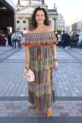 Natascha Ochsenknecht bei der Eröffnung vom Classic Open Air 2026 mit dem Konzerthausorchester unter der Leitung von Joana Mallwitz und mit Star-Pianist Hayato Sumino auf dem Gendarmenmarkt. Berlin, 09.07.2026