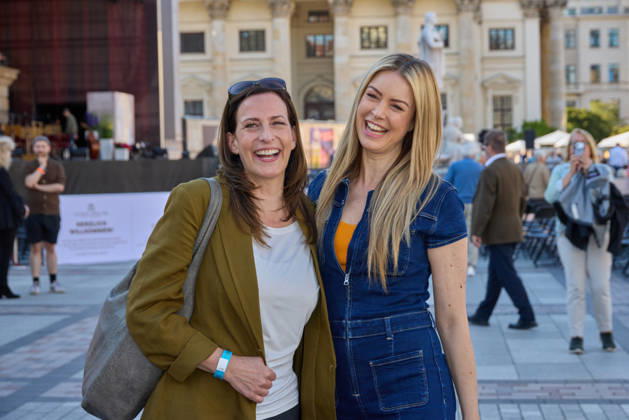 Ulrike Frank und Nina Ensmann - Eroeffnung des Classic Open Air auf dem Gendarmenmarkt in Berlin am 09.07.2026. Classic Open Air 2026
