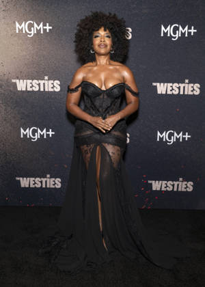 July 8, 2026, New York, Ny, United States: Jessica Frances Dukes attends MGM s The Westies Series Premiere. Held at SVA Theatre in New York. Zuma Press July 8, 2026. New York United States - ZUMAp281 20260708_zea_p281_178 Copyright: xPhotoxImagexPressx