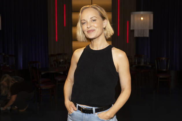Schauspielerin Friederike KEMPTER, freundlich, laecheln, Halbfigur, Portrait, Portraet, zu Gast in der TV Sendung ,,Koelner Treff,, im WDR Fernsehen, Aufzeichnung am 10.07.2026, Ausstrahlung am 07.08.2026.