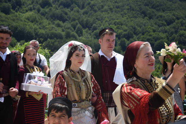 News Bilder des Tages Traditional Galichnik Wedding in North Macedonia MAVROVO AND ROSTUSA, NORTH MACEDONIA - JULY 12: A view from centuries-old Galichnik Wedding, one of the Balkans most distinctive traditional wedding ceremonies, held in the historic mountain village of Galichnik, about 110 kilometers west of Skopje, in Mavrovo and Rostusa, North Macedonia, on July 12, 2026. The annual event, regarded as one of the country s most important cultural heritage traditions, attracts visitors from across North Macedonia and abroad. Medin Nuredini Anadolu Mavrovo and Rostusa North Macedonia. Editorial use only. Please get in touch for any other usage. Copyright: x2026xAnadoluxMedinxNuredinix
