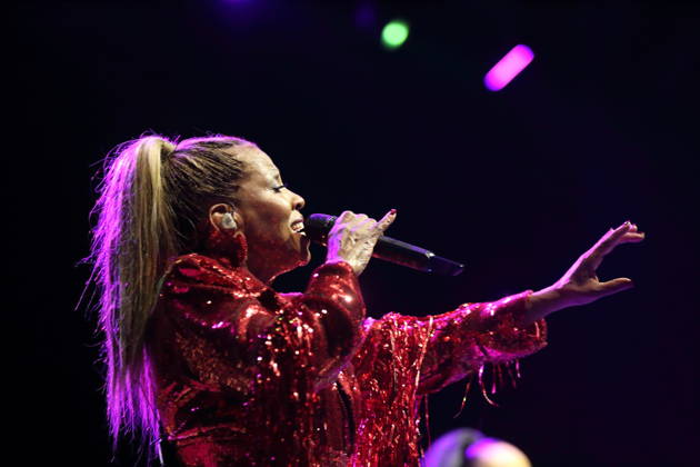 Maxine Jones von der Band En Vogue bei einem Konzert in der Uber Eats Music Hall in Berlin, 12. Juli 2026. En Vogue Konzert Berlin
