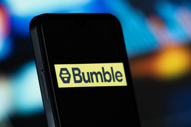 Dhaka, Bangladesch- 10. Juni 2026: Bumble-Logo wird auf einem Smartphone gesehen. Dhaka, Bangladesh- 10 June 2026: Bumble logo is seen on a smartphone. (License=RM) Copyright: xZoonar.com MojahidxMottakinx 25331807