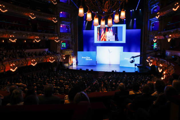 2026 Princess of Girona Awards Ceremony Presided Over by the Royal Family at the Gran Teatro del Liceu in Barcelona Princess Leonor speaks during the solemn 2026 Princess of Girona Awards Ceremony, on July 14, 2026, in Barcelona, Catalonia, Spain. The iconic Gran Teatro del Liceu hosts this prominent institutional event presided over by Their Majesties the King and Queen, Princess Leonor, and Infanta Sofía, with the aim of recognizing the talent, innovation, and social commitment of the young award recipients. JULY 14, 2026 Kike Rincó Barcelona Catalonia Barcelona Catalonia Spain Copyright: xKikexRinconx 7664691