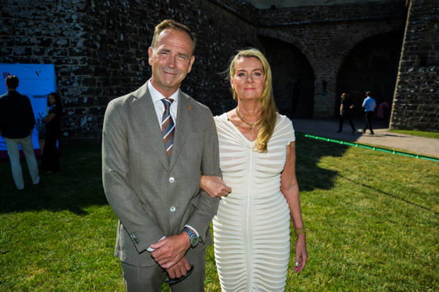 260714 Landshövding Allan Widman med fru Helen under utdelningen av Victoriapriset den 14 juli 2026 i Borgholm. Copyright: SUVADxMRKONJIC 1079970822st