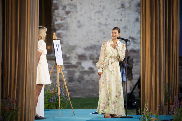 BORGHOLM, SWEDEN, July 14, 2026 Crown Princess Victoria presents the Victoria Prize to this year’s laureate, cross-country skier Frida Karlsson, during the Victoria Concert at the Borgholm Castle Ruins as part of the celebration of Crown Princess Victoria’s birthday on Öland, SWEDEN xx  Copyright: x62610x CROWN PRINCESS VICTORIA BIRTHDAY 2026 eEr58a6T8Kk