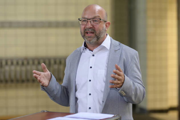 22.07.2026,Pressetermin, Übergabe des Fördermittelbescheids für das Projekt AWO Wir-Garten im Zukunftsgarten der IGA 2027 Tim Hammerbacher, Geschäftsführer des AWO Unterbezirks Dortmund bei seinem Grußwort Dortmund Kokerei Hansa, Emscherallee 11, NRW Deutschland