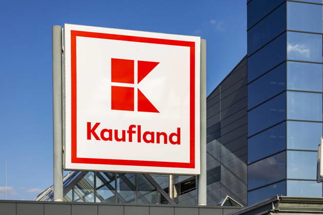 Logo auf dem Supermarkt Kaufland in Neckarsulm. 23.07.2026, Neckarsulm, Baden-Württemberg, Deutschland