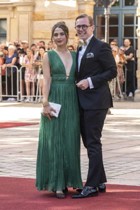 Entertainment des Tages Carlotta Voss and Philipp Amthor attend the concert of Beethovens 9. Symphonie to open the annual Bayreuth Festival 2026 (Richard-Wagner-Festspiele) at Bayreuth Festspielhaus on July 25, 2026 in Bayreuth, Germany 150th Bayreuther Wagner Festival Opening