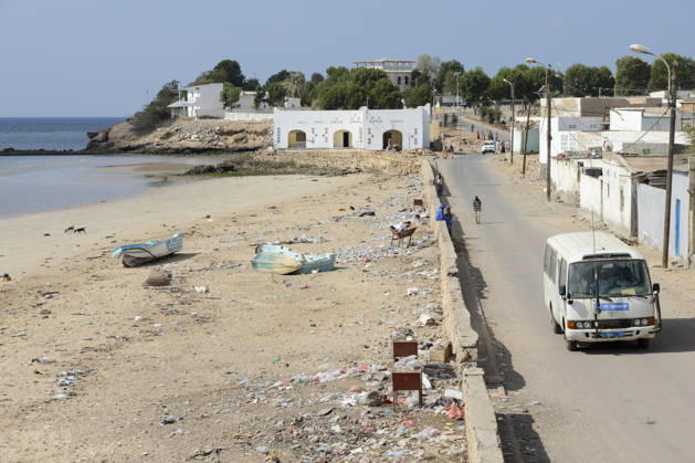 Djibouti, Bab al Mandab DJIBOUTI , Obock, strait Bab al-Mandab, from here ethiopian migrants try to cross by boat to Yemen to go on to Saudi Arabia or Europe , UNHCR Bus