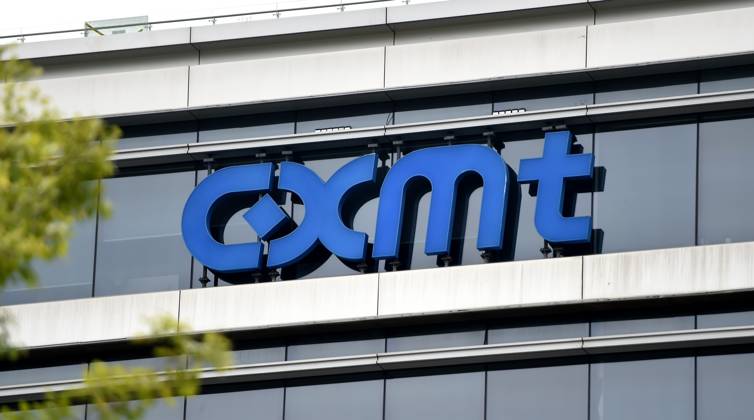 (260806) -- HEFEI, Aug. 6, 2026 -- This photo taken on July 27, 2026 shows the logo of Chinese memory chipmaker ChangXin Memory Technologies (CXMT) in Hefei, east China s Anhui Province. TO GO WITH Economic Watch: IPO, innovation and industry: what a chipmaker s rise tells about China s push in memory sector (Photo by Xinhua) CHINA-ANHUI-HEFEI-CXMT (CN) GexChuanhong 