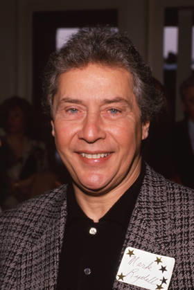 **FILE PHOTO** Mark Rydell Has Passed Away. HOLLYWOOD, CA - JANUARY 22: Director Mark Rydell attends the Roe vs. Wade 16th Anniversary Celebration on January 22, 1989 at the Columbia Bar & Grill in Hollywood, California Copyright: xRalphxDominguez MediaPunchx