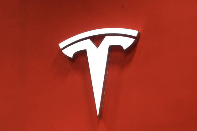 Big Motor Sale 2026 Showcase In Bangkok. The Tesla logo is displayed during the Big Motor Sale 2026 automotive showcase in Bangkok, Thailand, on August 22, 2026. The 13th Big Motor Sale event features thirty international automaker brands under the motto We re Bringing the Showrooms Here! to promote the country s automotive sales. Bangkok Bangkok Thailand  Copyright: xAnusakxLaowilasx originalFilename: laowilas-notitle260822_npX9T.jpg