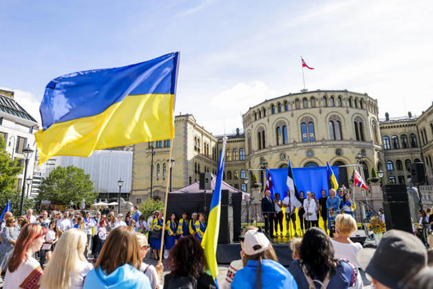 Markering av den ukrainske uavhengighetsdagen i Oslo Oslo 20260823. Markering av den ukrainske uavhengighetsdagen pa Eidsvolls plass utenfor Stortinget i Oslo. Foto: Amanda Pedersen Giske NTB Oslo Norge yuG-EdmjsA8 EDITORIAL USE ONLY Ref:_BNC_POLyuG-EdmjsA8.jpg Copyright: xAmandaxPedersenxGiskex xNTBx