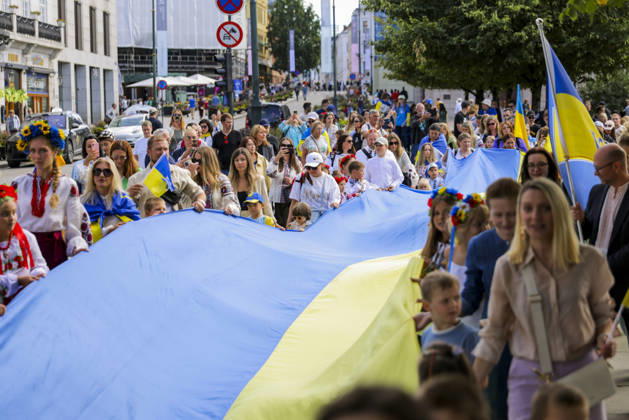 Markering av den ukrainske uavhengighetsdagen i Oslo Oslo 20260823. Markering av den ukrainske uavhengighetsdagen pa Eidsvolls plass utenfor Stortinget i Oslo. Foto: Amanda Pedersen Giske NTB Oslo Norge y2dwUY3dQMU EDITORIAL USE ONLY Ref:_BNC_POLy2dwUY3dQMU.jpg Copyright: xAmandaxPedersenxGiskex xNTBx