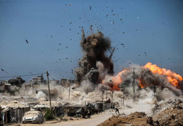 Israeli attacks on Gaza continue despite ceasefire GAZA STRIP, GAZA, PALESTINE - AUGUST 23: Intense flames and smoke rise following an Israeli airstrike that destroyed several homes and tents where displaced Palestinians were staying in Zuvayda, Gaza Strip, Palestine, on August 23, 2026. Ali Jadallah Anadolu Gaza Strip Gaza. Editorial use only. Please get in touch for any other usage.  Copyright: x2026xAnadoluxAlixJadallahx
