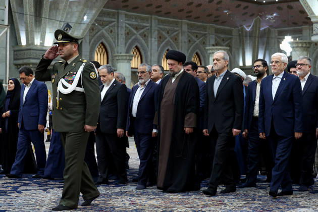 Iranian President Masoud Pezeshkian TEHRAN, IRAQ - AUGUST 23: (----EDITORIAL USE ONLY – MANDATORY CREDIT - IRANIAN PRESIDENCY HANDOUT - NO MARKETING NO ADVERTISING CAMPAIGNS - DISTRIBUTED AS A SERVICE TO CLIENTS----) Iranian President Masoud Pezeshkian (not seen) speaks during an event to mark the first day of the Government Week at the mausoleum of Ayatollah Ruhollah Khomeini, the founder of the Islamic Republic of Iran, in Tehran, Iran on August 23, 2026. Iranian Presidency Anadolu Tehran Iran. Editorial use only. Please get in touch for any other usage.  Copyright: x2026xAnadoluxIranianxPresidencyx