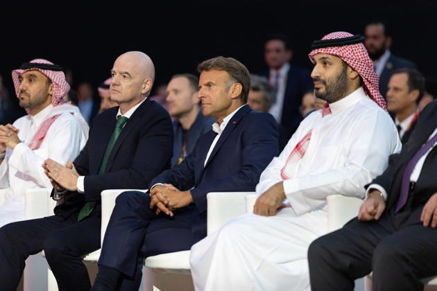 Emmanuel Macron And Mohammed Bin Salman Attend Esports World Cup Closing Ceremony - Paris French President Emmanuel Macron and the Crown Prince and Saudi Arabia s Crown Prince Mohammed bin Salman MBS and President of FIFA Gianni Infantino attend the closing ceremony of the Esports World Cup at the Grand Palais in Paris, France, on August 23, 2026. Photo by Raphael Lafargue ABACAPRESS.COM Paris Ile-de-France France Copyright: xLafarguexRaphael ABACAx