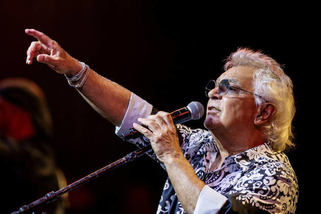 August 23, 2026, Vienna, Virginia, USA: Founder and lead singer Nicolas Reyes of the Gipsy Kings and his band perform their high-energy fusion of flamenco, rumba, salsa, and pop, featuring iconic songs, at the Filene Center at Wolf Trap in Vienna, Virginia, on Sunday, August 23, 2026. Vienna USA  - ZUMAkh2_ 20260823_znp_kh2_053 Copyright: xAlixKhalighx