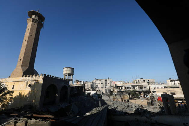 Abu Salim Mosque severely damaged in Israeli airstrike in Deir al-Balah DEIR AL-BALAH, GAZA, PALESTINE - AUGUST 25: General view of the severe destruction at the Abu Salim Mosque and surrounding neighborhood following an Israeli airstrike carried out despite the ceasefire in Deir al-Balah, in the central Gaza Strip, Palestine on August 25, 2026. The strike caused widespread collapse, reduced parts of the religious building to rubble, and damaged nearby residential structures and streets across the area. Moiz Salhi Anadolu Deir al-Balah Gaza. Editorial use only. Please get in touch for any other usage.  Copyright: x2026xAnadoluxMoizxSalhix