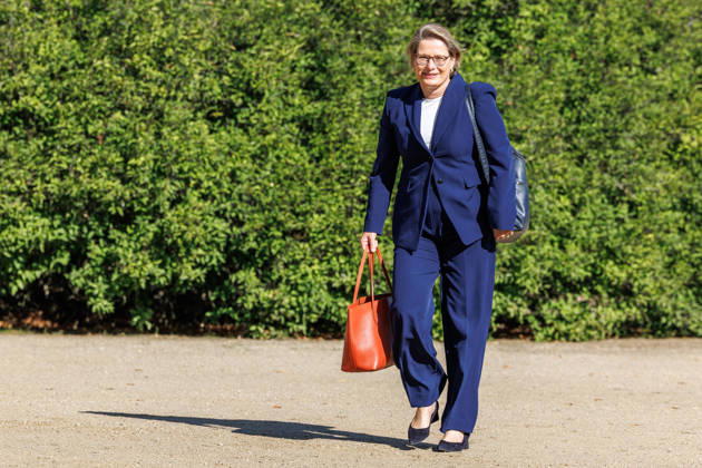 Kabinettsklausur Stefanie Hubig (SPD), Bundesministerin fuer Justiz und Verbraucherschutz, bei einer Kabinettsklausur am 25.08.26 in der Schloss Neuhardenberg in Brandenburg. Brandenburg Deutschland Schloss Neuhardenberg