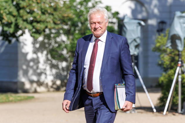 Kabinettsklausur Alois Rainer (CSU), Minister fuer Ernaehrung und Landwirtschaft, bei einer Kabinettsklausur am 25.08.26 in der Schloss Neuhardenberg in Brandenburg. Brandenburg Deutschland Schloss Neuhardenberg