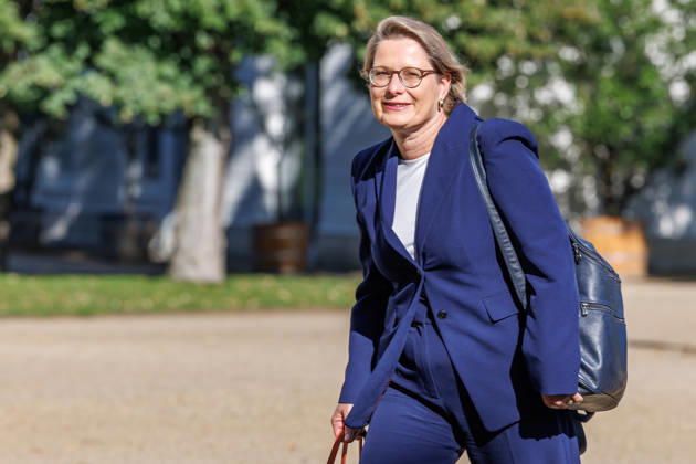 Kabinettsklausur Stefanie Hubig (SPD), Bundesministerin fuer Justiz und Verbraucherschutz, bei einer Kabinettsklausur am 25.08.26 in der Schloss Neuhardenberg in Brandenburg. Brandenburg Deutschland Schloss Neuhardenberg