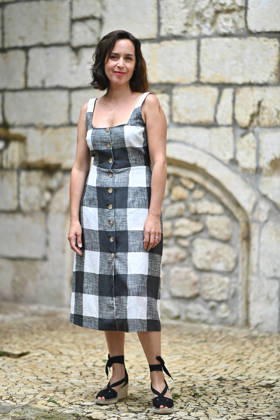 19th Angouleme French-Speaking Film Festival - Day 2 FC Anne Paris attends the La Quadrature des Autres Photocall during Day Two of the 19th Angouleme French-Speaking Film Festival on August 25, 2026 in Angouleme, France. Photo by Franck Castel ABACAPRESS.COM Angouleme  Copyright: xCastelxFranck ABACAx