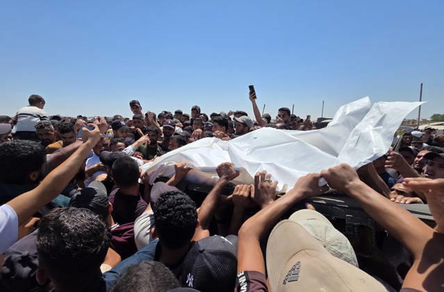 Palestinians Bury Three People in Khan Younis Palestinians attend the funeral of three people in Khan Younis, in the southern Gaza Strip, on August 25, 2026. Two died from wounds sustained in previous Israeli strikes, while the third was killed in an Israeli strike the previous evening. Photo by Tariq Mohammad APA Images Khan Yunis Gaza Strip Palestinian Territory 250826_Khan_Yunis_TM_04(38) Copyright: xapaimagesxTariqxMohammad xapaimagesx