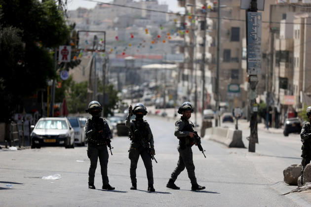 Israeli forces raid UNRWA s Kalendiya Education Center in East Jerusalem JERUSALEM - AUGUST 25 : Israeli forces raid the Qalandia Training Center belonging to the United Nations Relief and Works Agency for Palestine Refugees in the Near East (UNRWA) north of East Jerusalem on August 25, 2026. Israeli forces arrive to evacuate the center block surrounding streets and prevent local residents from approaching. Issam Rimawi Anadolu Jerusalem Palestinian Territory, Occupied. Editorial use only. Please get in touch for any other usage.  Copyright: x2026xAnadoluxIssamxRimawix