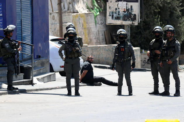 Israeli forces raid UNRWA s Kalendiya Education Center in East Jerusalem JERUSALEM - AUGUST 25 : Israeli forces raid the Qalandia Training Center belonging to the United Nations Relief and Works Agency for Palestine Refugees in the Near East (UNRWA) north of East Jerusalem on August 25, 2026. Israeli forces arrive to evacuate the center block surrounding streets and prevent local residents from approaching. Issam Rimawi Anadolu Jerusalem Palestinian Territory, Occupied. Editorial use only. Please get in touch for any other usage.  Copyright: x2026xAnadoluxIssamxRimawix