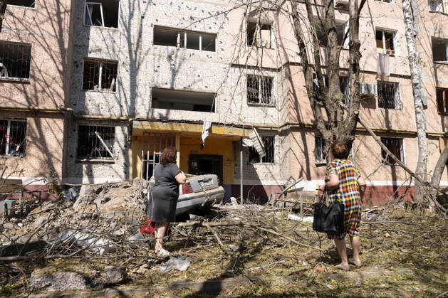 August 25, 2026, Kramatorsk, Donetsk Oblast, Ukraine: Aftermath of a Russian glide bomb attack in a residential neighbourhood in the city of Kramatorsk, Donetsk Oblast, Ukraine Kramatorsk Ukraine  - ZUMAm350 20260825_zip_m350_001 Copyright: xCameronxJones-Manleyx